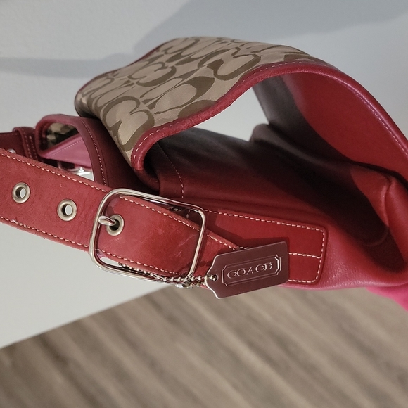 Coach Crossbody Purse - Picture 3 of 4